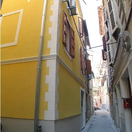 Bevk Apartment Piran