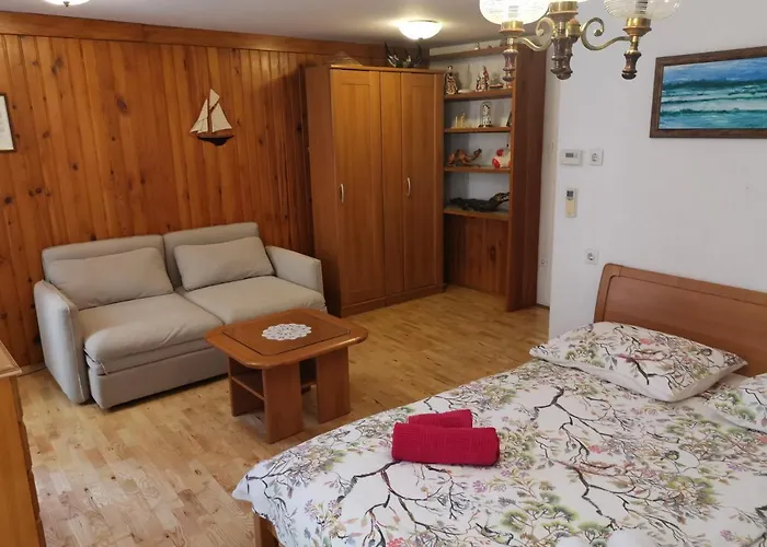 アパート Bevk ピラン